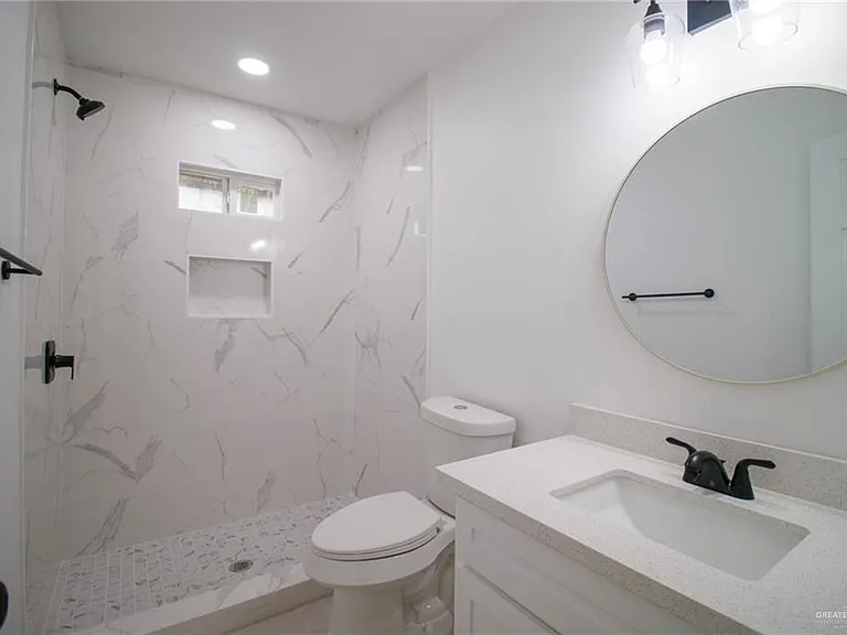 2537 Lindberg Ave — Photo 8