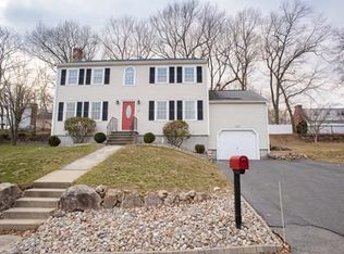 27 Bellmore Rd, Framingham, MA 01702