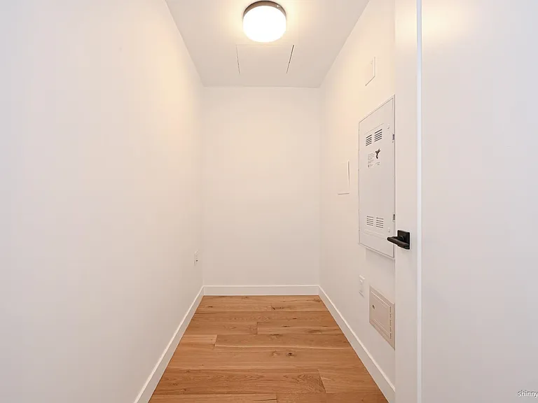 6859 Cambie St #2XX — Photo 10