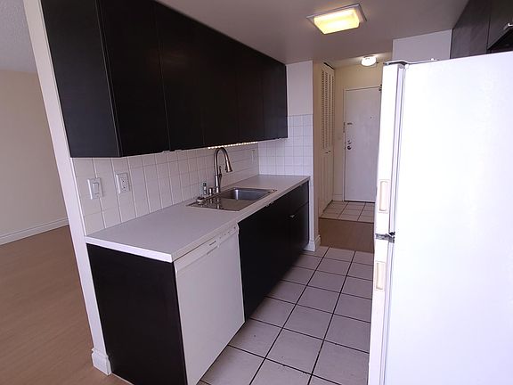 5th image of 9909 104th St NW #1204