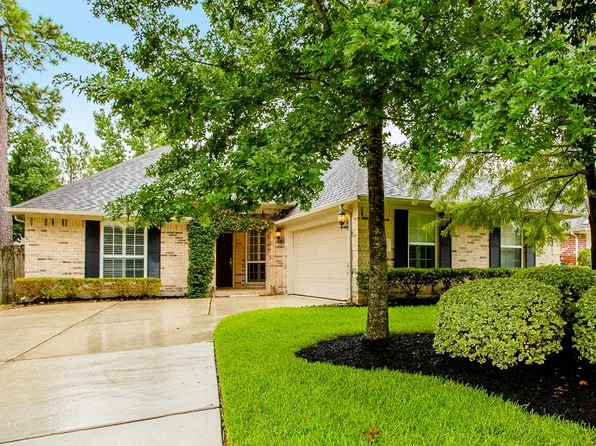 11 Fair Light Ct, Spring, TX 77382