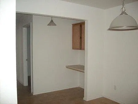 3 bed, 1049 sqft, $1,245 — Photo 3