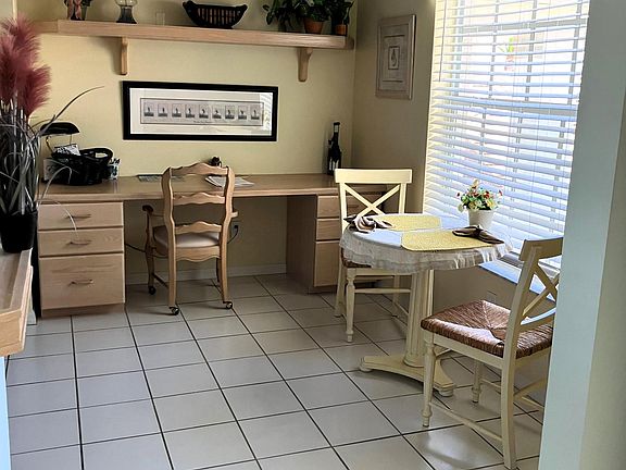 5th image of 8371 Grand Palm Dr