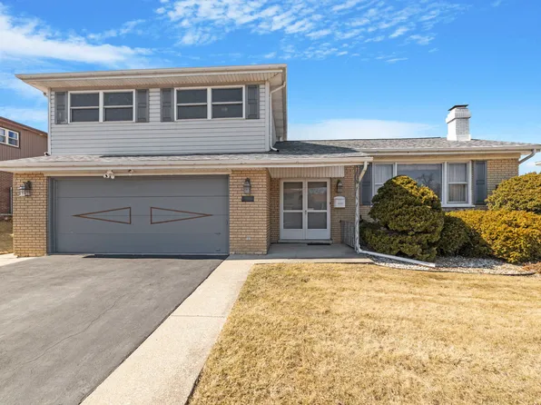 8800 S 83rd Ave, Hickory Hills, IL 60457