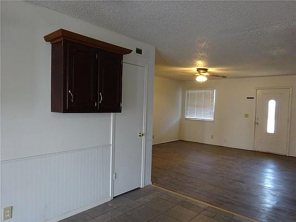 5th image of 1517 Hardwood Grv