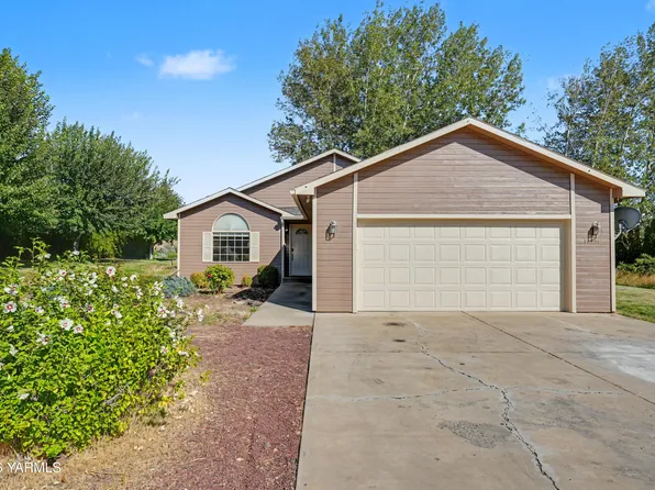 11201 Summitview Rd, Yakima, WA 98908