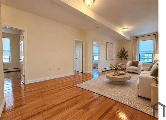 1 Leyland St #3
