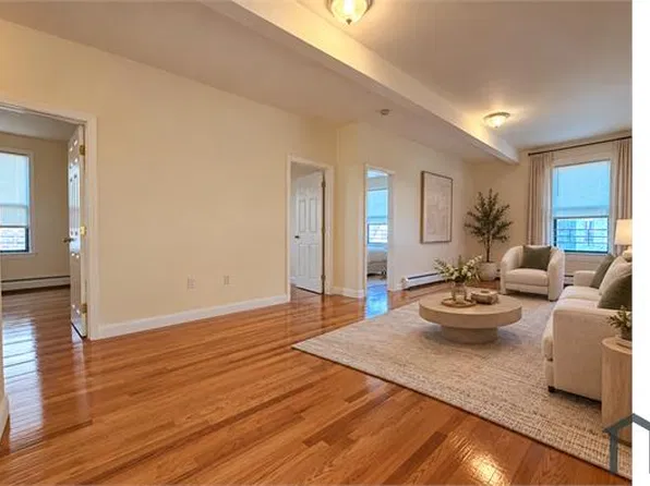 1 Leyland St APT 3, Dorchester, MA 02125