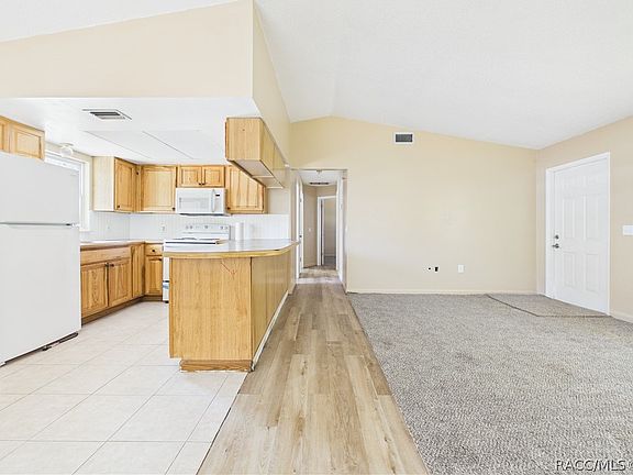 5th image of 10922 W Gem St