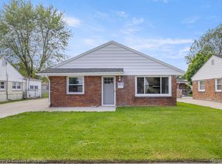 18776 Hinton St, Riverview, MI 48193
