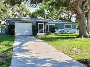 10818 104th Ave, Seminole, FL 33778