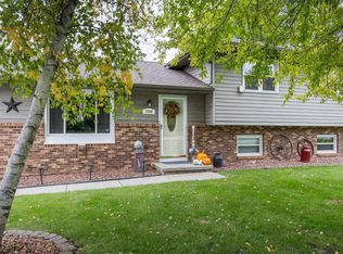 3800 Sunny Wood Dr, Deforest, WI 53532