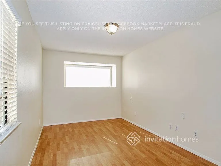 15940 Miller Ave — Photo 11