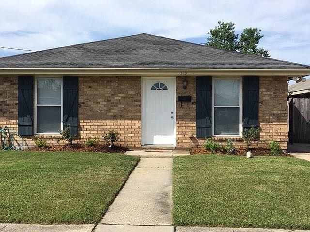 1st image of 317 E Magnolia Dr