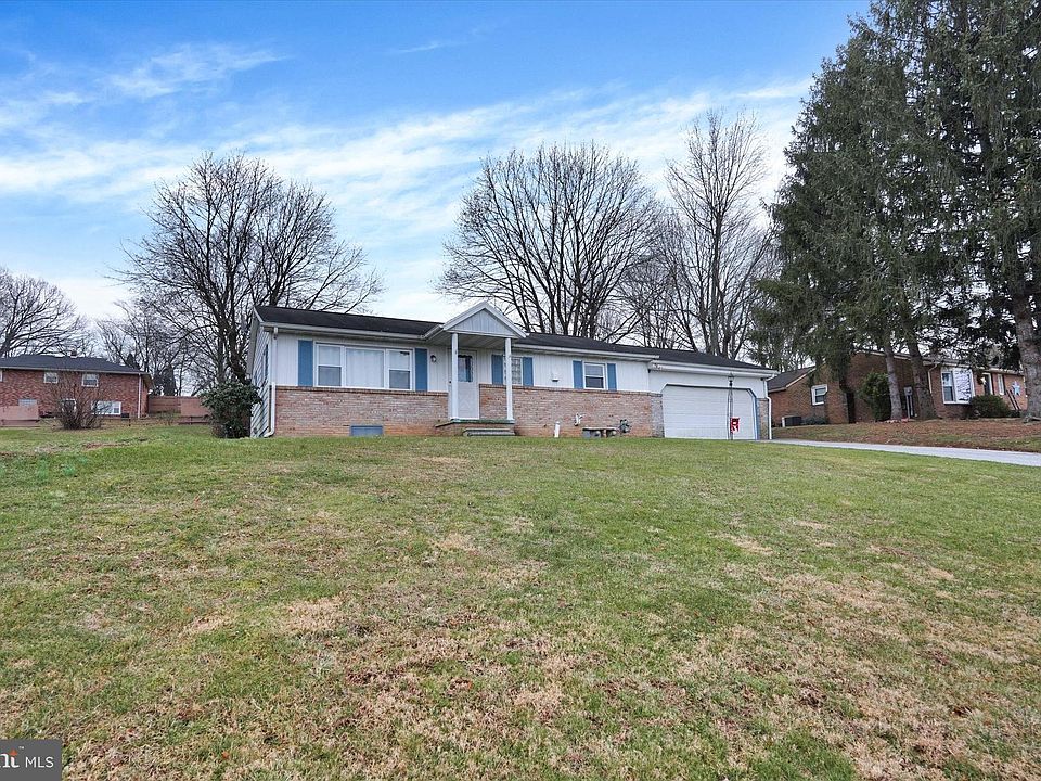 9343 E Springfield Rd, Seven Valleys, PA 17360 Zillow