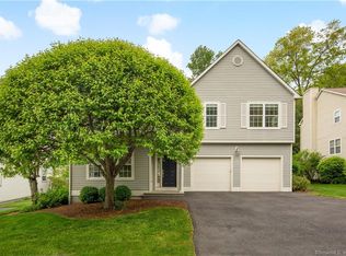 32 Linden Hts #32, Norwalk, CT 06851