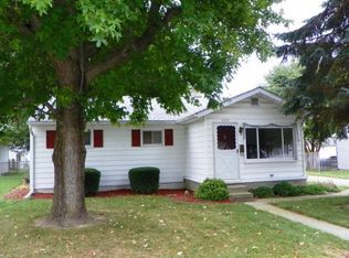 822 Earl Dr, Connersville, IN 47331