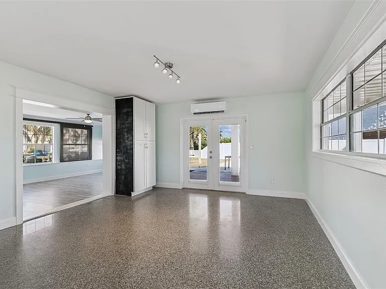 1733 Bayou Grande Blvd NE — Photo 14