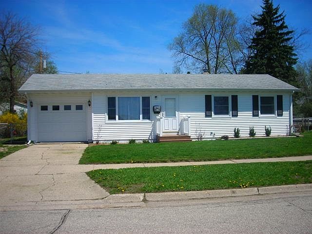 1st image of 1825 S Oakhill Ave
