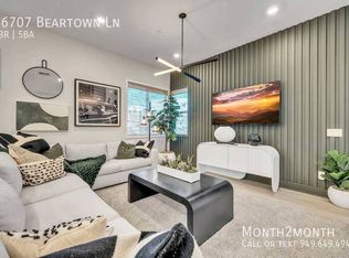 26707 Beartown Ln, Valencia, CA 91381