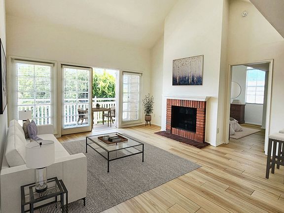 3rd image of 1810 Malcolm Ave APT 307