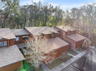 5863 SW 8th Pl, Gainesville, FL 32607