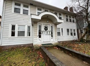 10407 Clifton Blvd, Cleveland, OH 44102