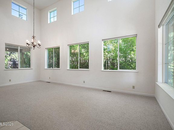 3rd image of 2555 Glen Eagles Dr