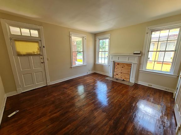 2nd image of 2241 Saint Charles Ave #1