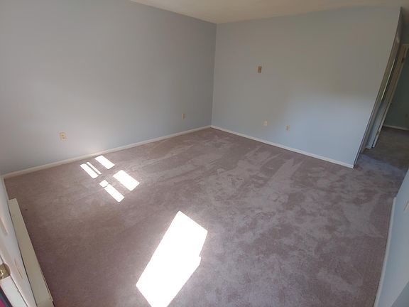3rd image of 28 Rogers St APT 1