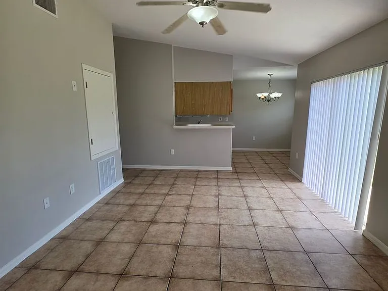 106 Herring Ln — Photo 8