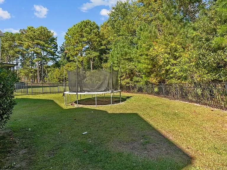 138 Valley Brook Ln — Photo 21