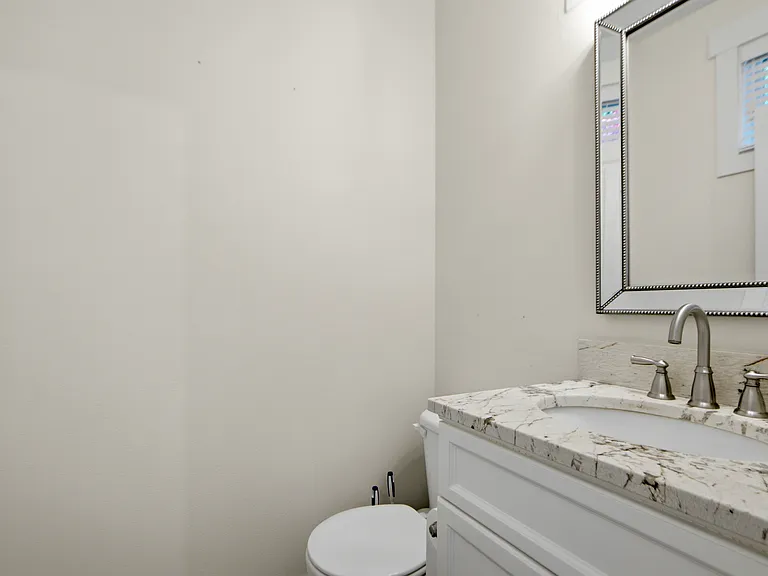 23300 SE Black Nugget Rd #H4 — Photo 13