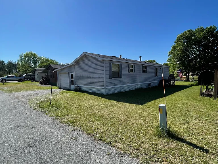N6150 Julianna Rd #1002 — Photo 1
