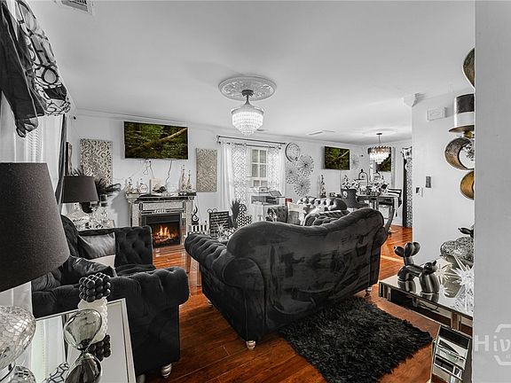 5th image of 2200 E 59th Street