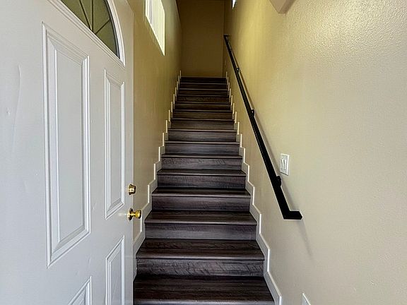 3rd image of 524 W 92nd St #1/2