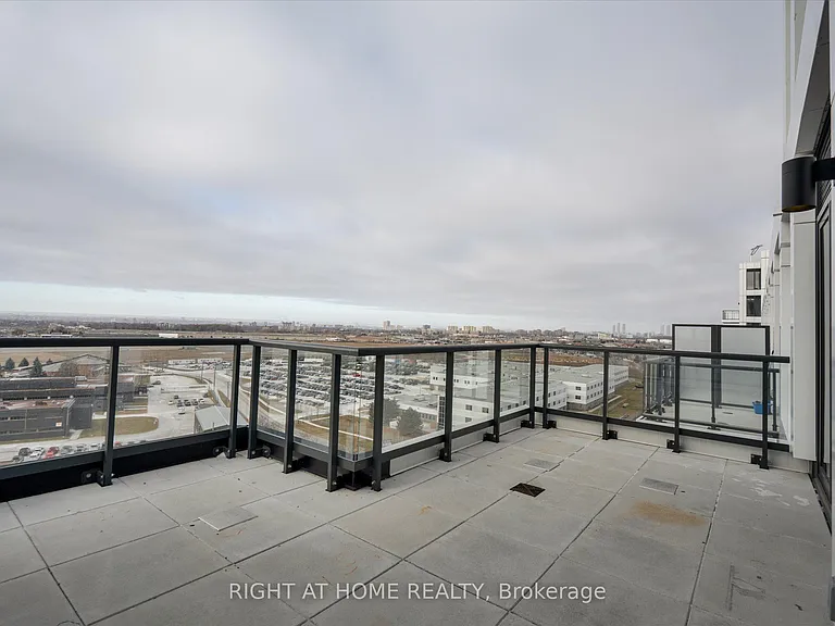 1100 Sheppard Ave W #LPH12 — Photo 17