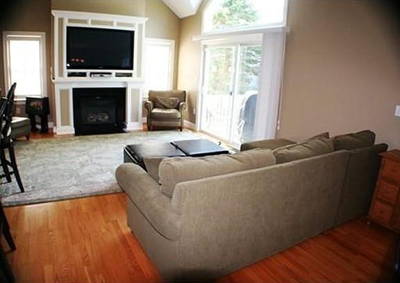 4th image of 633 White Cliff Dr