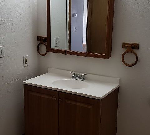 5th image of 820 7th Ave S