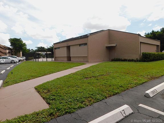 2nd image of 8421 Lagos De Campo Blvd APT 307T