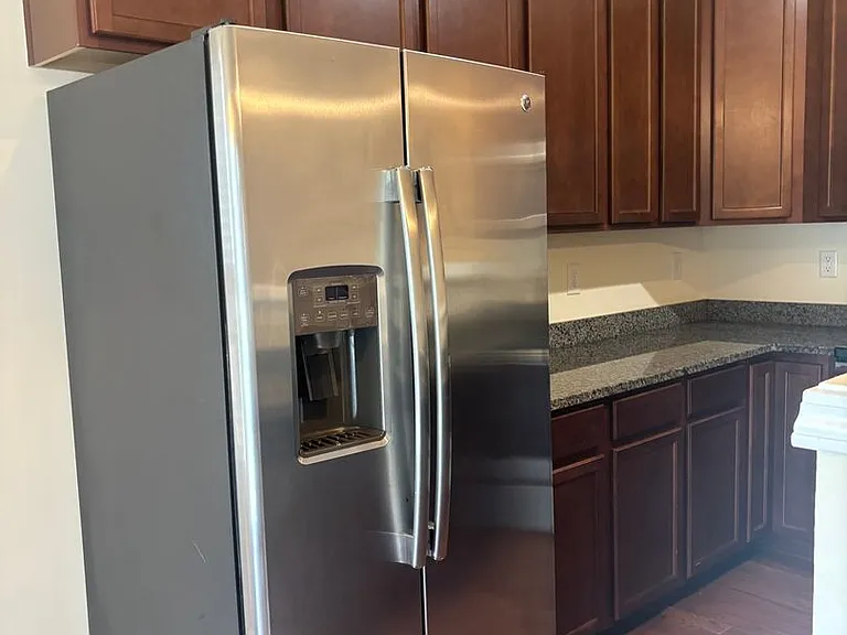 4602 Quinton Ln — Photo 9