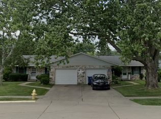 1104 Maple Ct #1104, Waterville, OH 43566