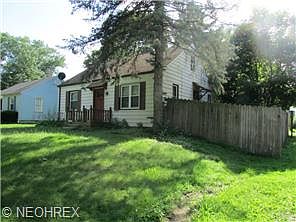5th image of 239 Court St