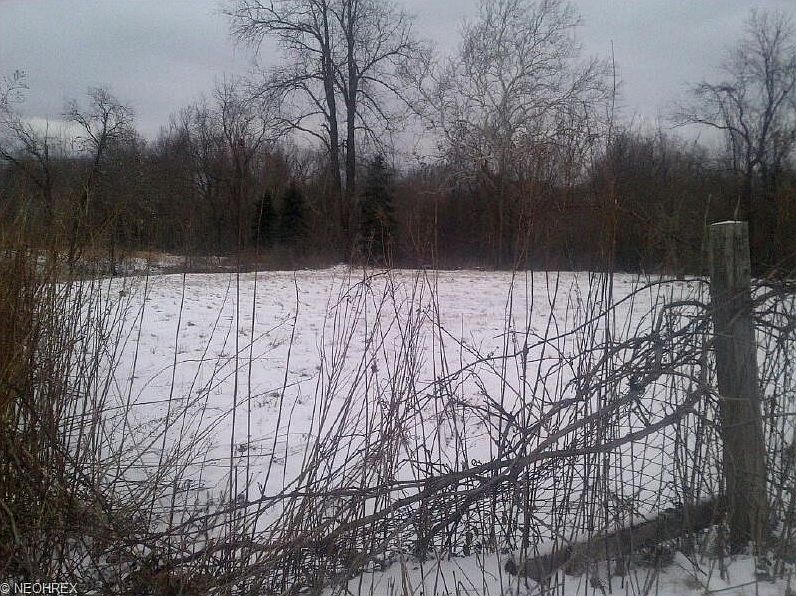 2nd image of 3938 Stanhope Kelloggsville Rd
