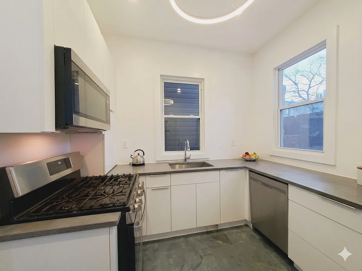 Building Photo - 91A Arlington Ave #4