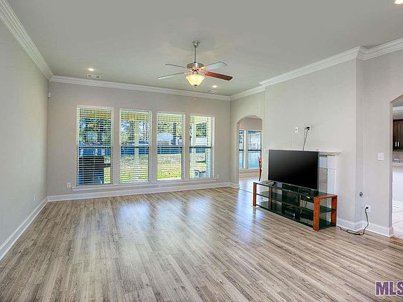 3rd image of 18088 River Landing Dr