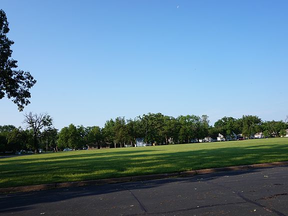 North Branch's Bus Dist.