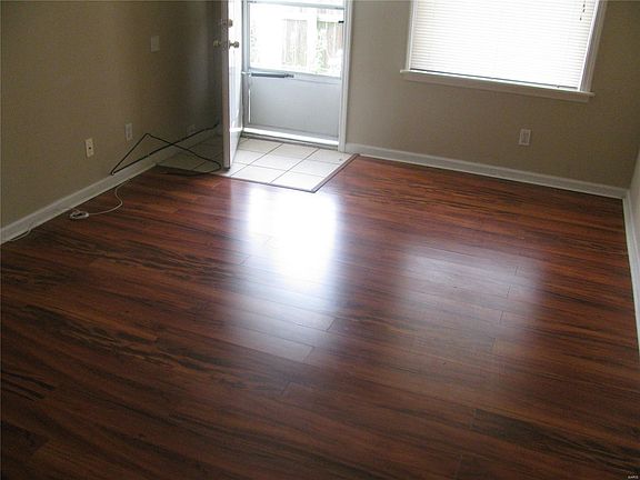 3rd image of 1223 San Jacinto Ct