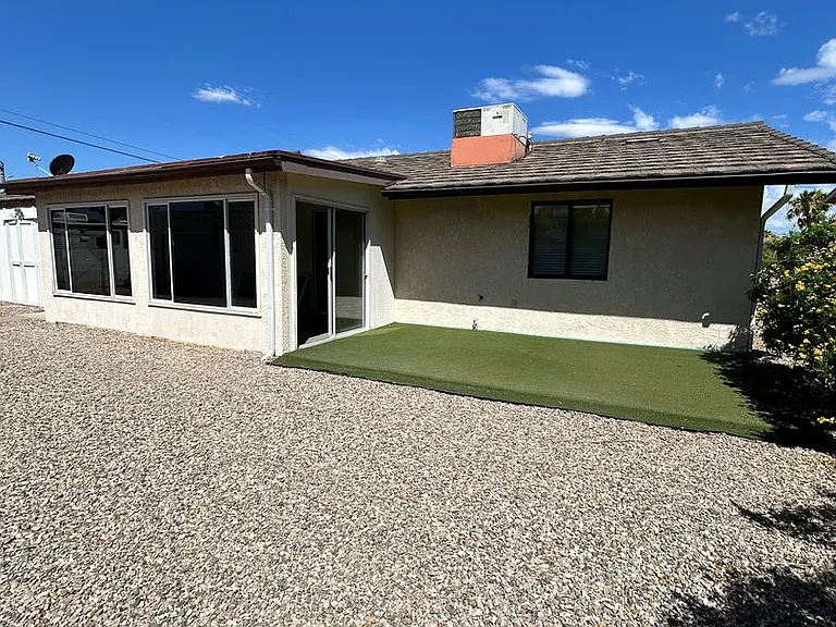 2910 Yuma Dr — Photo 24