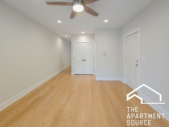 3rd image of 4606 N Winchester Ave #2-B